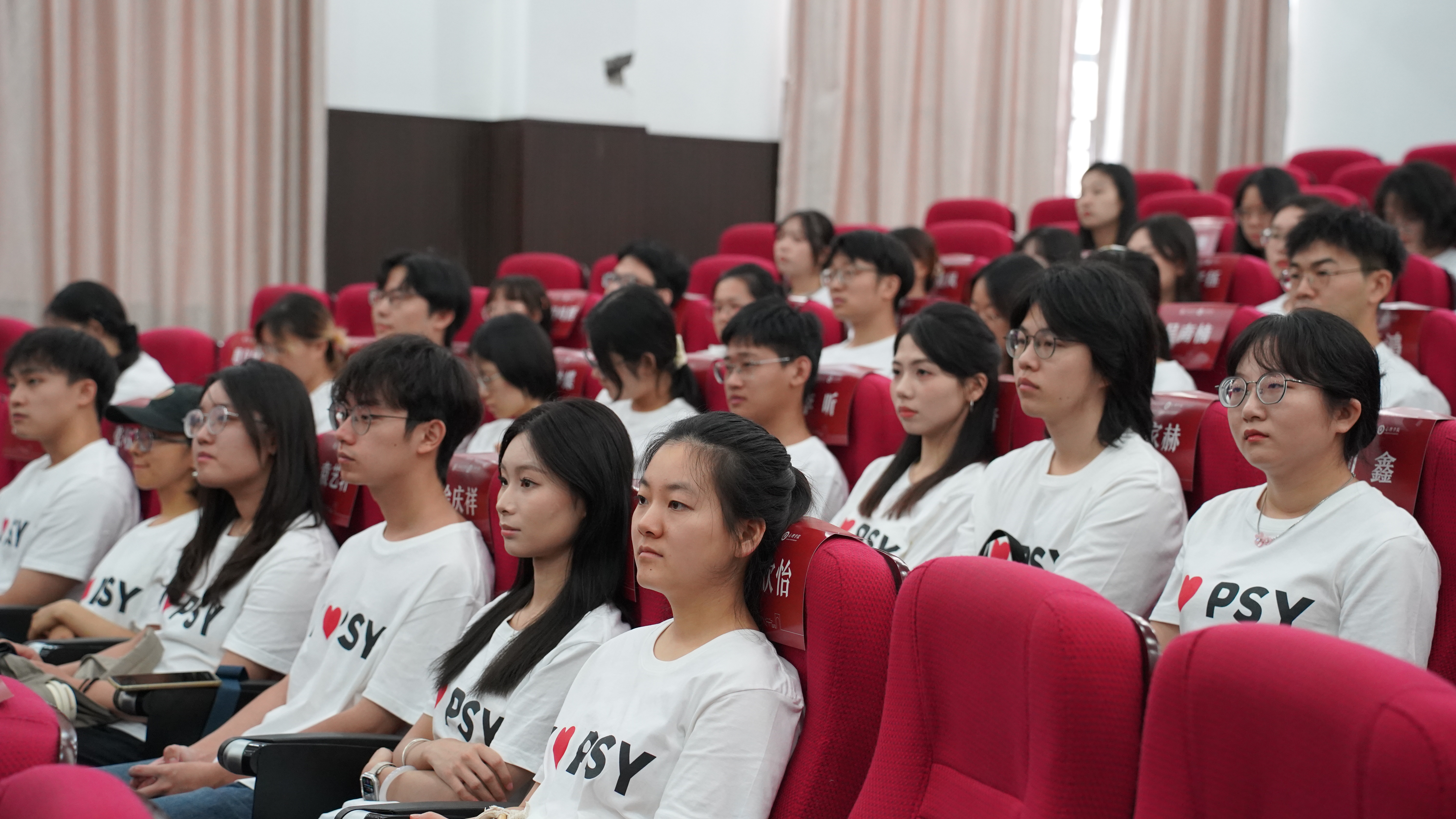 1758524517411734.jpg 1758524517411734.jpg